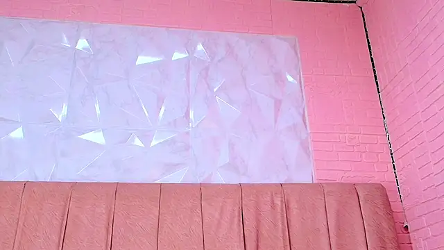 mnicollesweet_pri Chat XXX in diretta