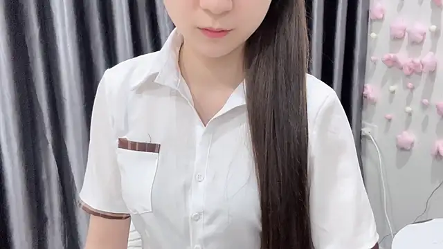 Chat XXX en directo de KaleAnisa