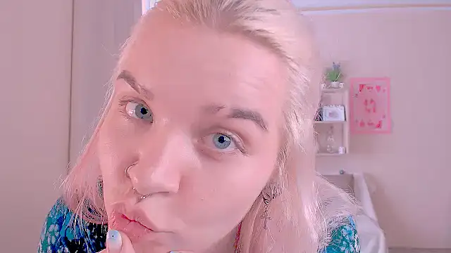 Chat XXX en directo de Hot_Blonda