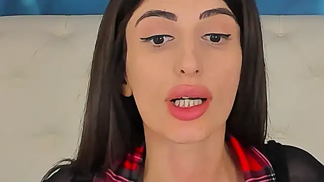 Chatroom XXX en direct de SkinnyDolly