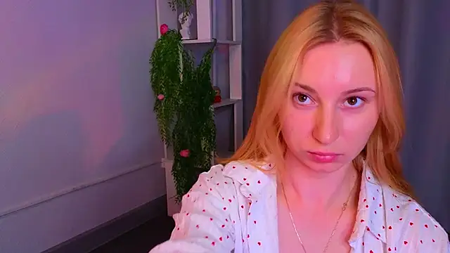 RosalieHandley Chat XXX in diretta