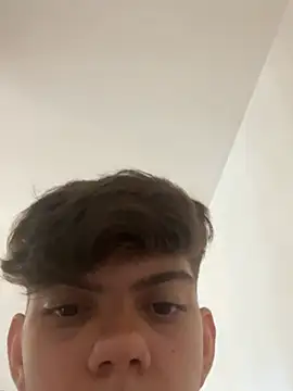 Cos_minn live XXX chat