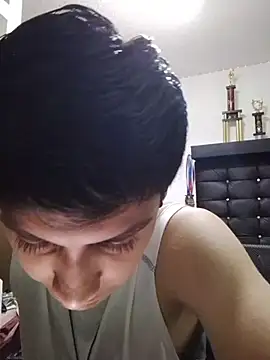 aispuro8505's Live XXX Chat