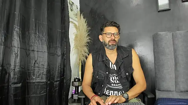 Chat XXX en directo de Markus_Amaru