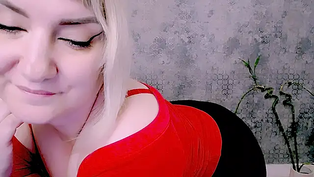 Djullia – Naživo XXX chat
