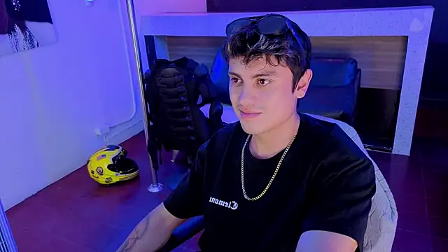 angel_still_ live XXX chat
