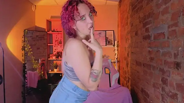 ScarlettSparkss Adlı Modelin Canlı XXX Sohbeti