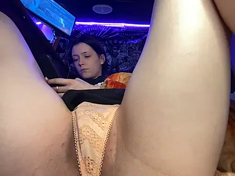 Lilactease's Live XXX Chat