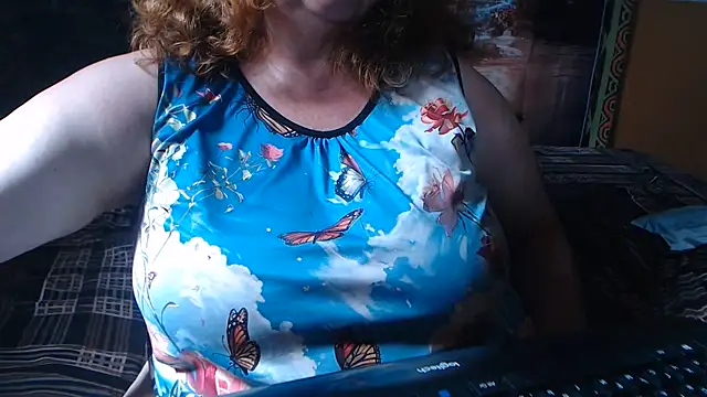 Chat XXX en directo de RoseRed69