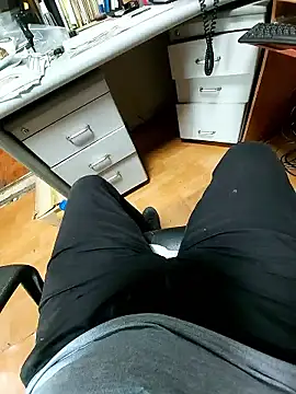 zxc9090zxc Show Webcam