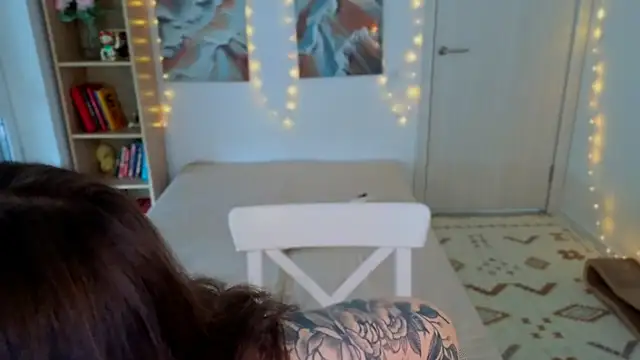 Chat +18 de MilenaSaint ao vivo