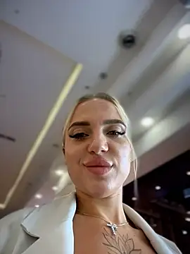 pinkstar_ Adlı Modelin Canlı XXX Sohbeti