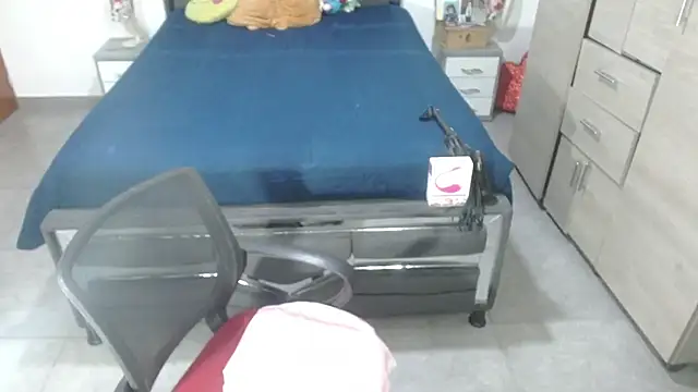 צ'אט XXX בשידור חי של samantha_shines