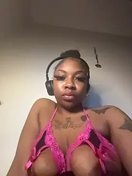 Chat XXX en directo de Cocochanel4567