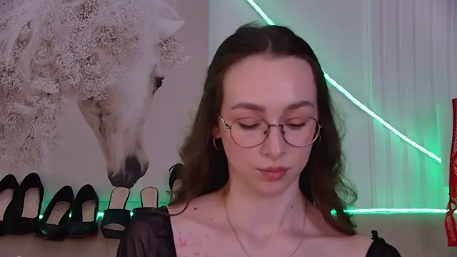 צ'אט XXX בשידור חי של Emily_Simon