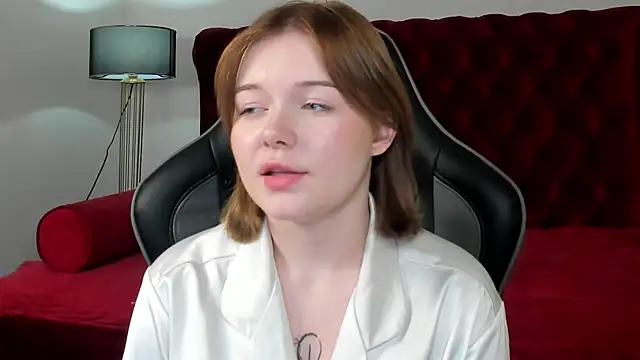 ElinaVale's Live XXX Chat