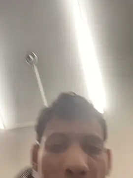 XXX chat uživo modela BEM_BOY
