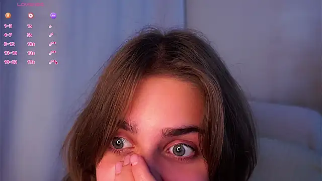 ClarineCasebolt XXX чат на живо
