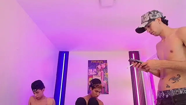 PharaohHeat_ Adlı Modelin Canlı XXX Sohbeti