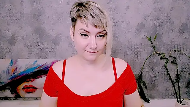XXX chat uživo modela Djullia
