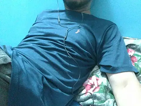 Precumboner 现场XXX聊天