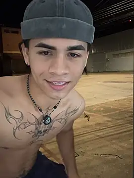 Mao_mdn Chat XXX in diretta