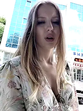 Chat +18 de caressyourself ao vivo