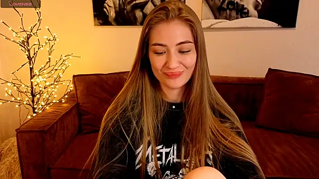 Chain_Alice's Live XXX Chat