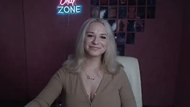 Melodie_Aster's Live XXX Chat
