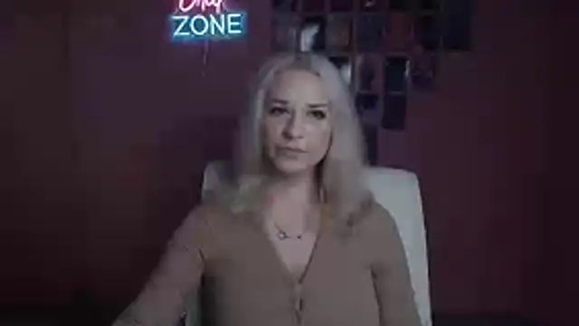 Živý XXX chat Melodie_Aster
