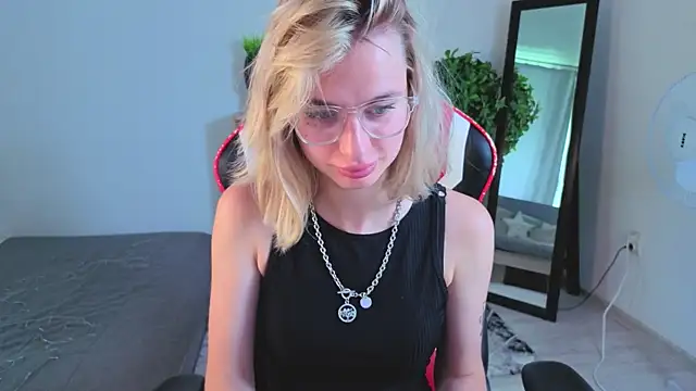Chat XXX en directo de NoraMoreau