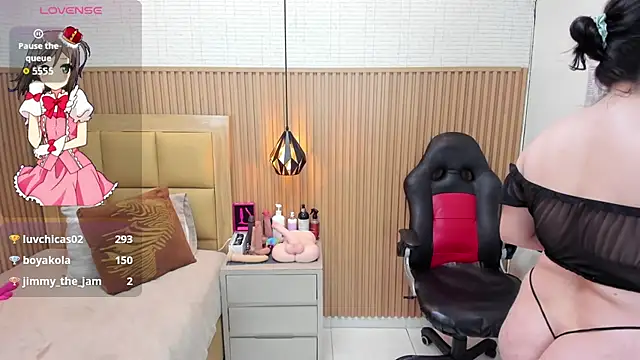 LOLAMAXI লাইভ XXX চ্যাট