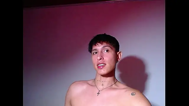 rowanbign Live XXX chat
