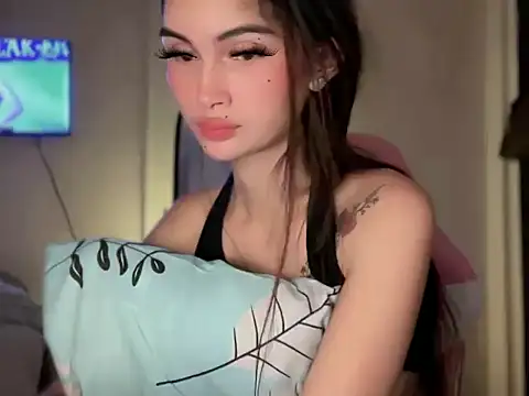 XXX chat uživo modela Miss_Young