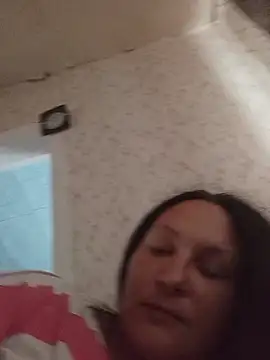 Irisssska Adlı Modelin Canlı XXX Sohbeti