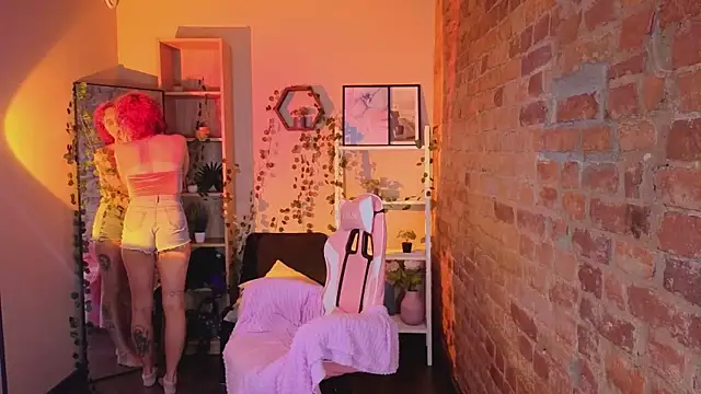 แชท XXX สดของ ScarlettSparkss