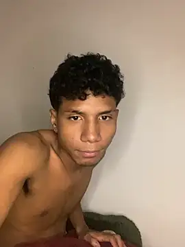 Chat +18 de Fabi_Granado ao vivo