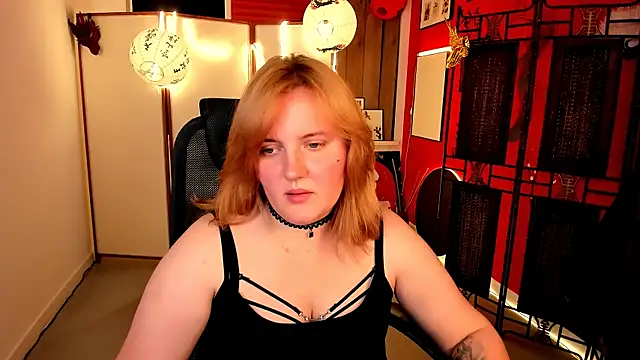KathyBriggsのライブXXXチャット
