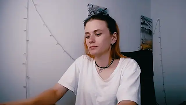 PeppyMia 现场XXX聊天