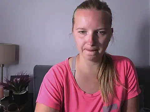 RoseTeacherX's Live XXX Chat
