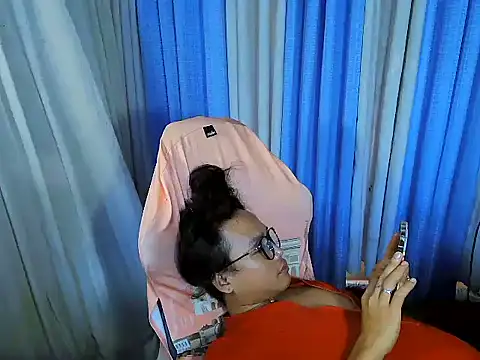 YourNikkieXxx Obrolan Langsung XXX