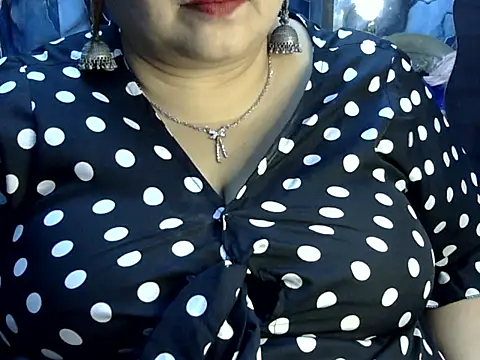 دردشة Soniya_Sha الجنسية المباشرة