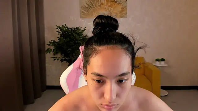 FlirtyAura – Naživo XXX chat