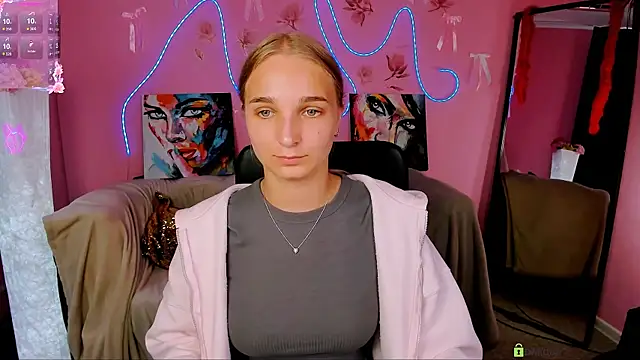 ollivia_dream Adlı Modelin Canlı XXX Sohbeti
