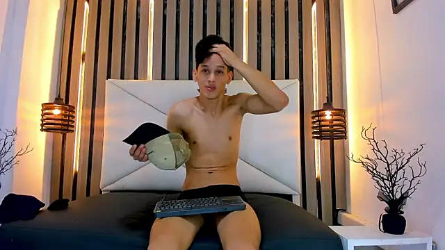 Chat XXX Live Pit_Ross
