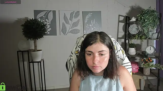 MartaEdams' Live XXX Chat