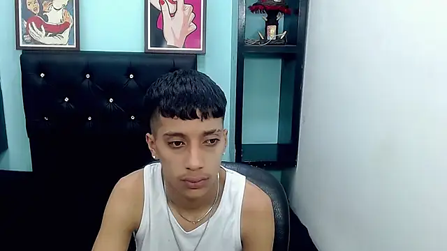jl_brayan12のライブXXXチャット