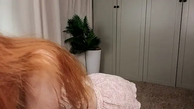 XXX chat uživo modela tgirlfoxy