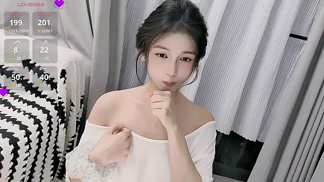 lulu-789 Live XXX-Chat
