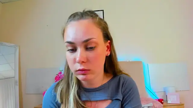 Czat XXX na żywo – MelanieCuty